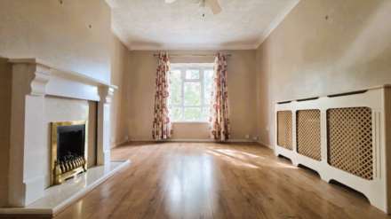 Bastable Avenue, Barking, IG11 0LA, Image 2