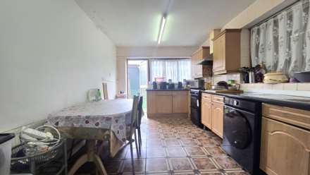 Romford Road, Forest Gate, E7 8AB, Image 12