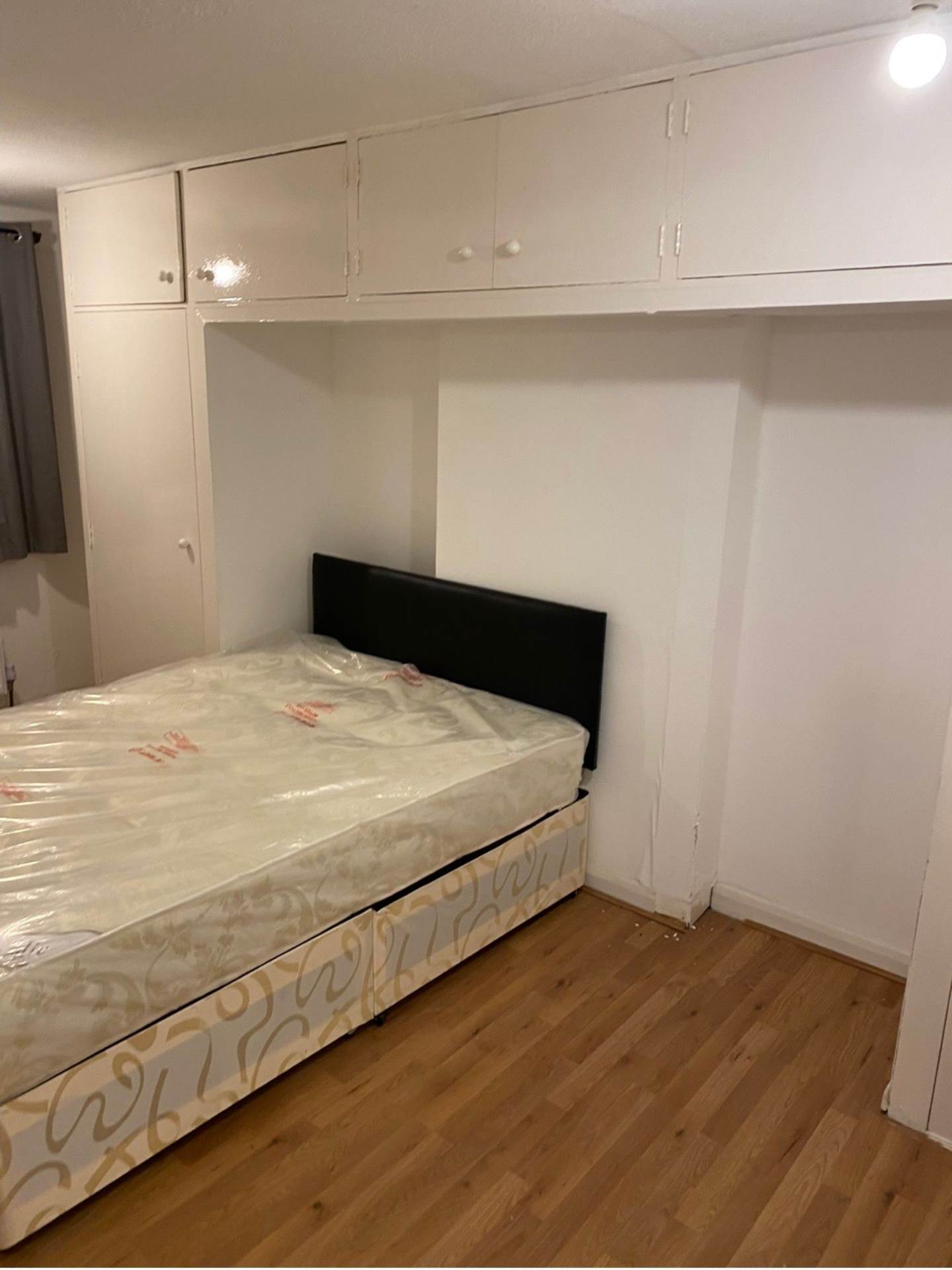 Shepherd's Close, Romford, RM6 5AH, Image 2