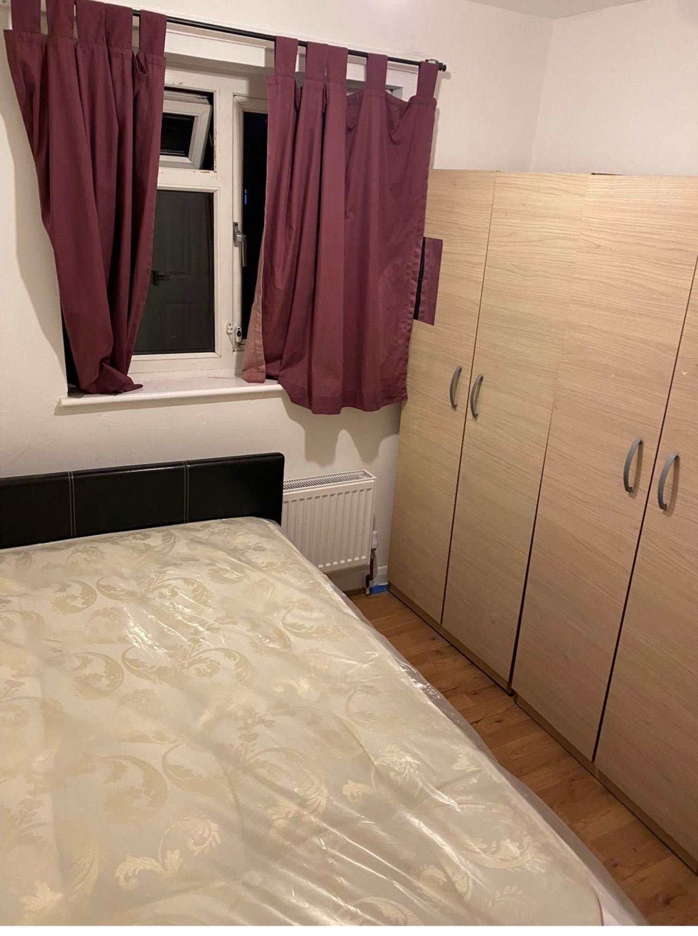 Shepherd's Close, Romford, RM6 5AH, Image 4