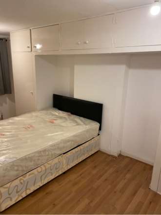 Shepherd's Close, Romford, RM6 5AH, Image 2