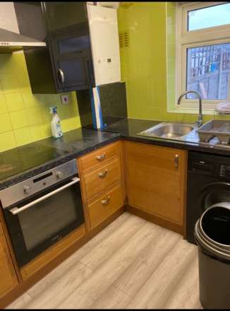 Shepherd's Close, Romford, RM6 5AH, Image 6