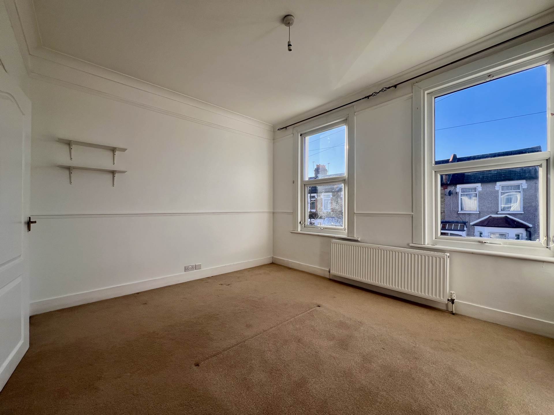 Beverley Road, London, E6 3LH, Image 8