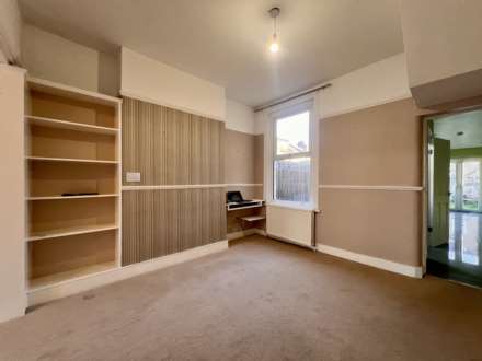 Beverley Road, London, E6 3LH, Image 7