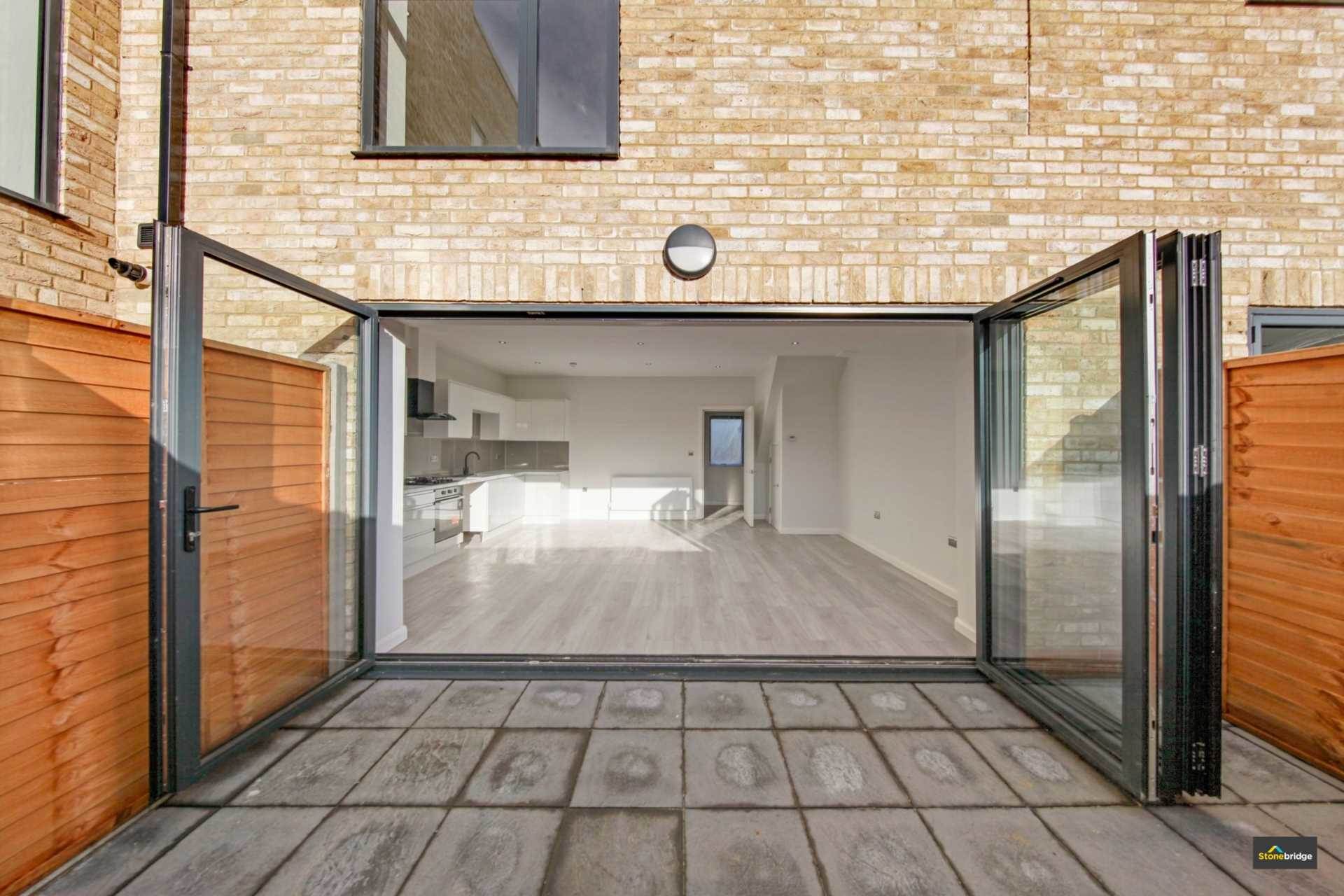 Cumberland Rd, Plaistow, E13, Image 7