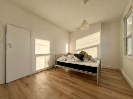 Litchfield Road, London, E6 3LQ, Image 9