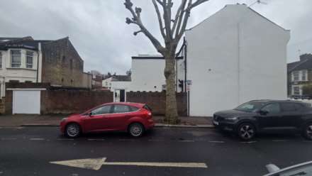 Shrewsbury Road, Forest Gate, E7 8AL, Image 15