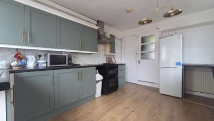 Shrewsbury Road, Forest Gate, E7 8AL, Image 7