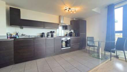 Parham Drive, Gants Hill, IG2, Image 2