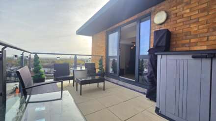 Parham Drive, Gants Hill, IG2, Image 4