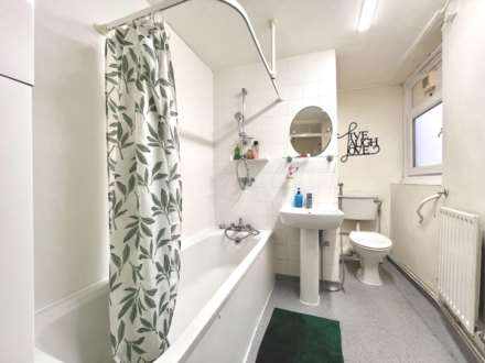 Annie Taylor House, Walton Road, E12, Image 4