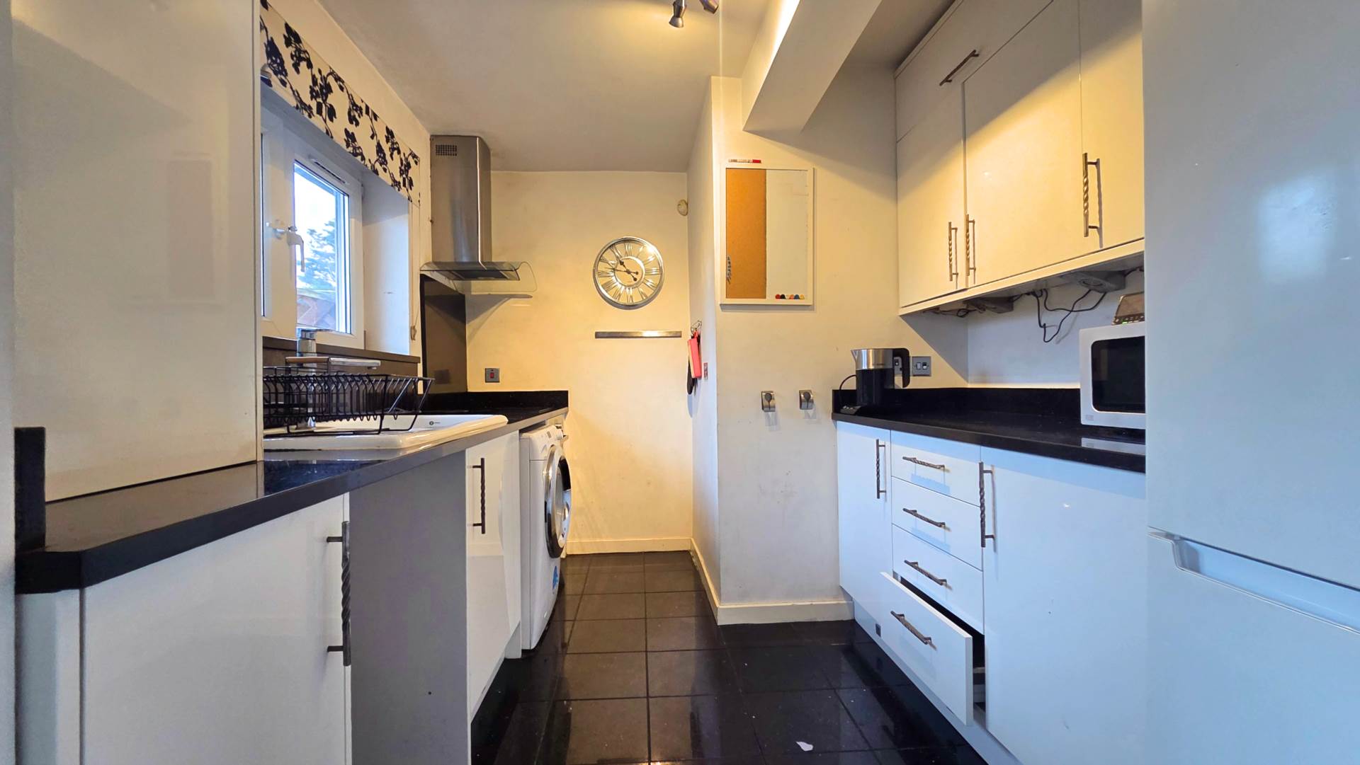 Bastable Avenue, Barking, IG11 0NX, Image 6