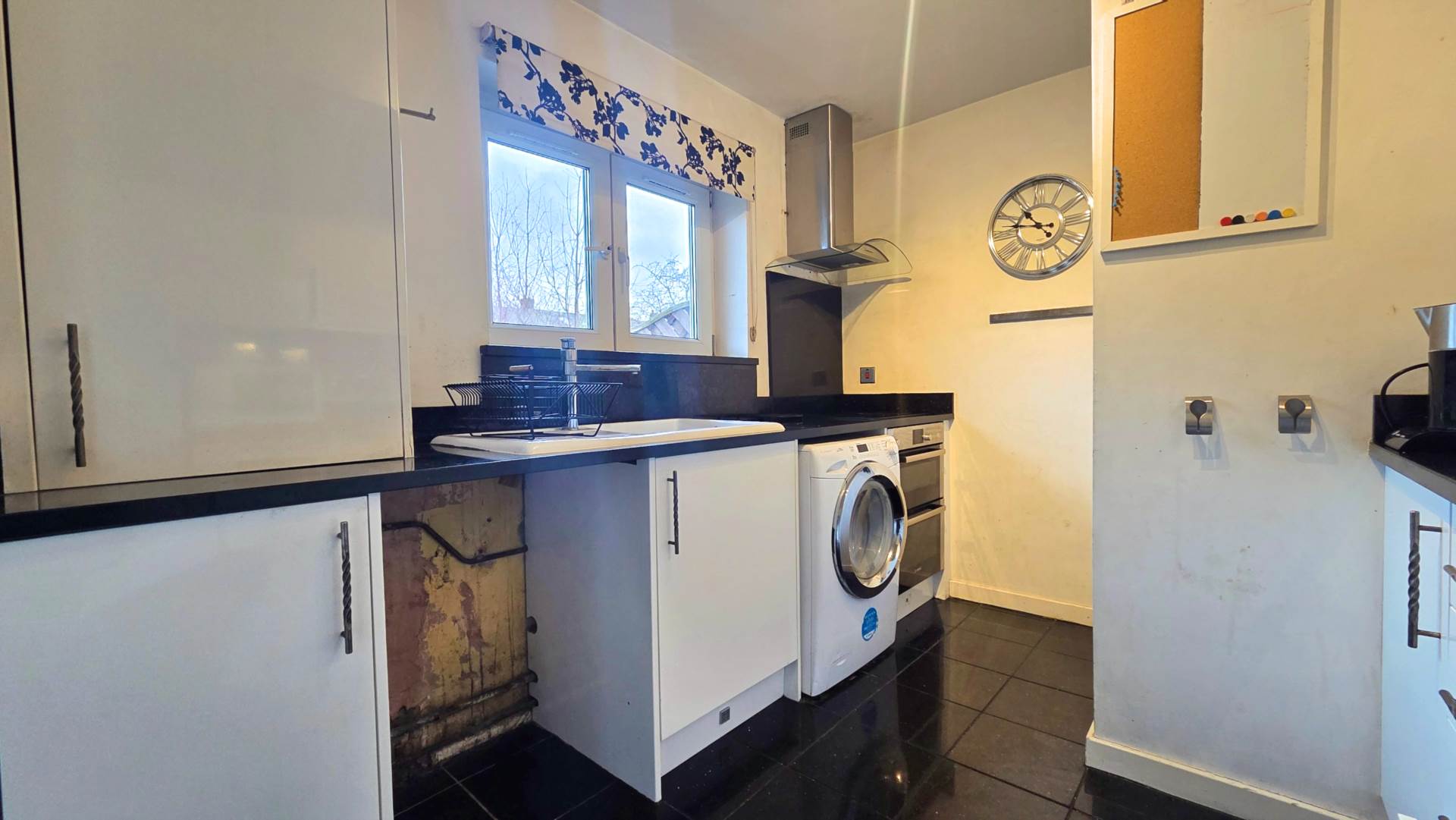 Bastable Avenue, Barking, IG11 0NX, Image 7