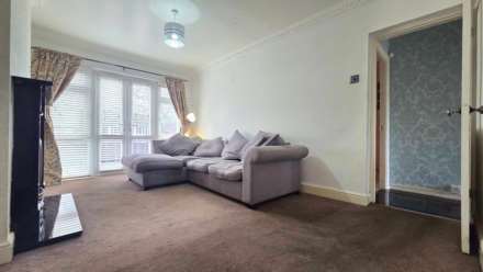 Bastable Avenue, Barking, IG11 0NX, Image 5