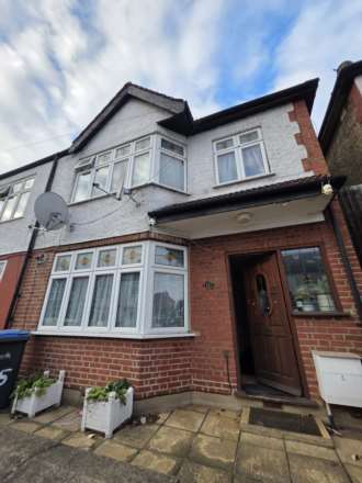 3 Bedroom Semi-Detached, Clarendon Road, Edmonton, N18