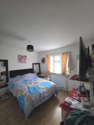 Clarendon Road, Edmonton, N18, Image 9