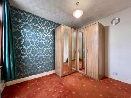 Little Ilford Lane, London, E12 5PW, Image 16