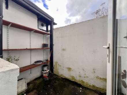 Little Ilford Lane, London, E12 5PW, Image 23