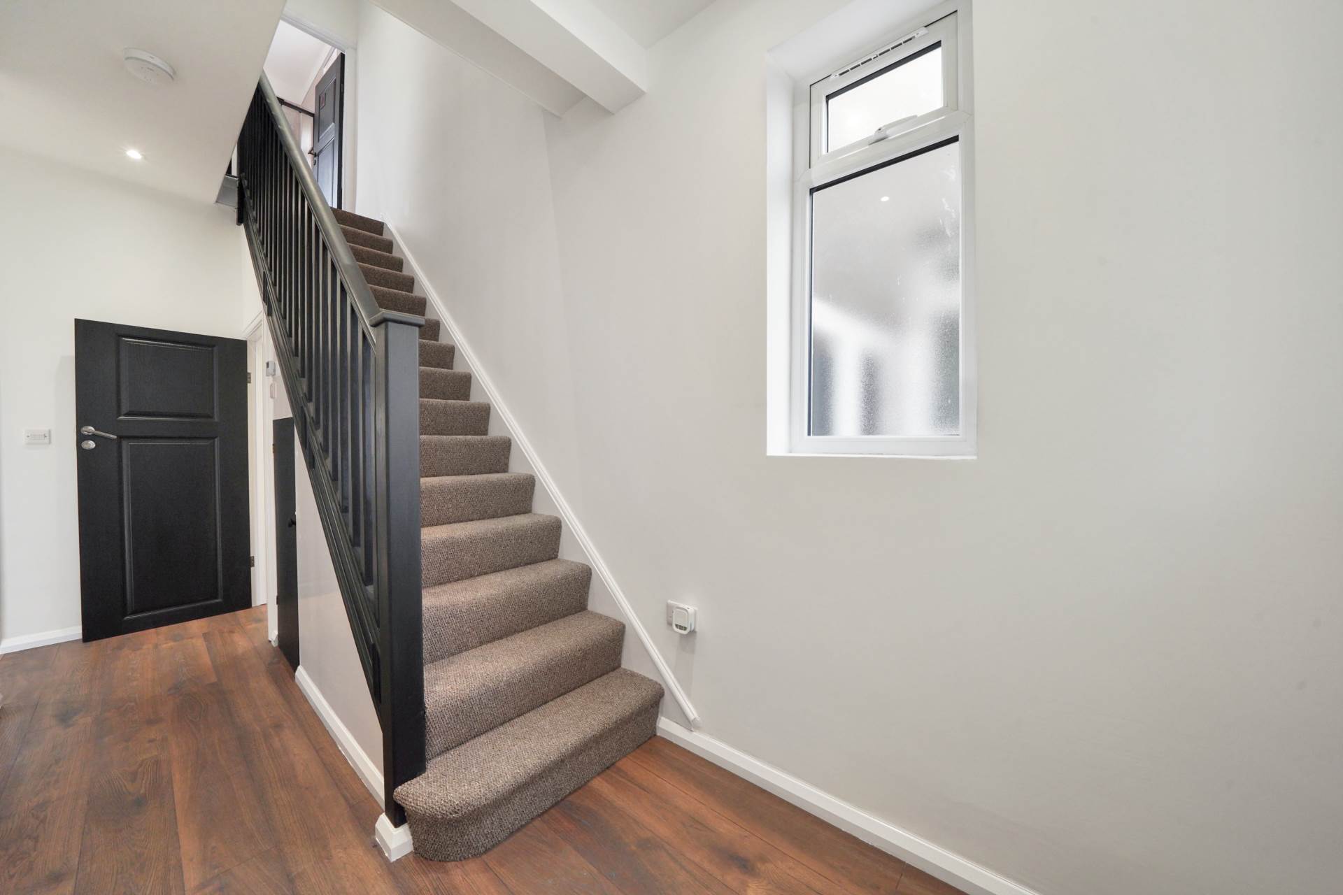 Somersby Gardens, Ilford, IG4, Image 9