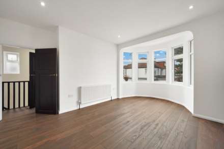 Somersby Gardens, Ilford, IG4, Image 12