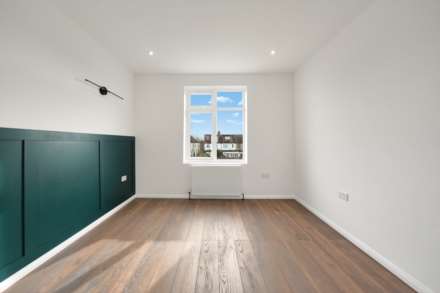 Somersby Gardens, Ilford, IG4, Image 16