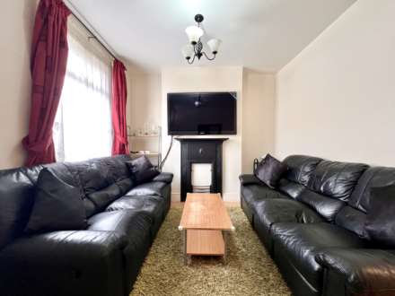 Wellington Road, London, E6 6EB, Image 2