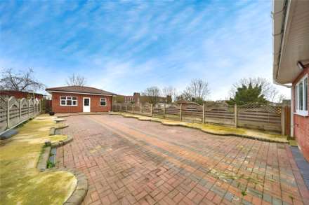 Leyswood Drive, Ilford, IG2 7JE, Image 2