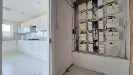 Leyswood Drive, Ilford, IG2 7JE, Image 6