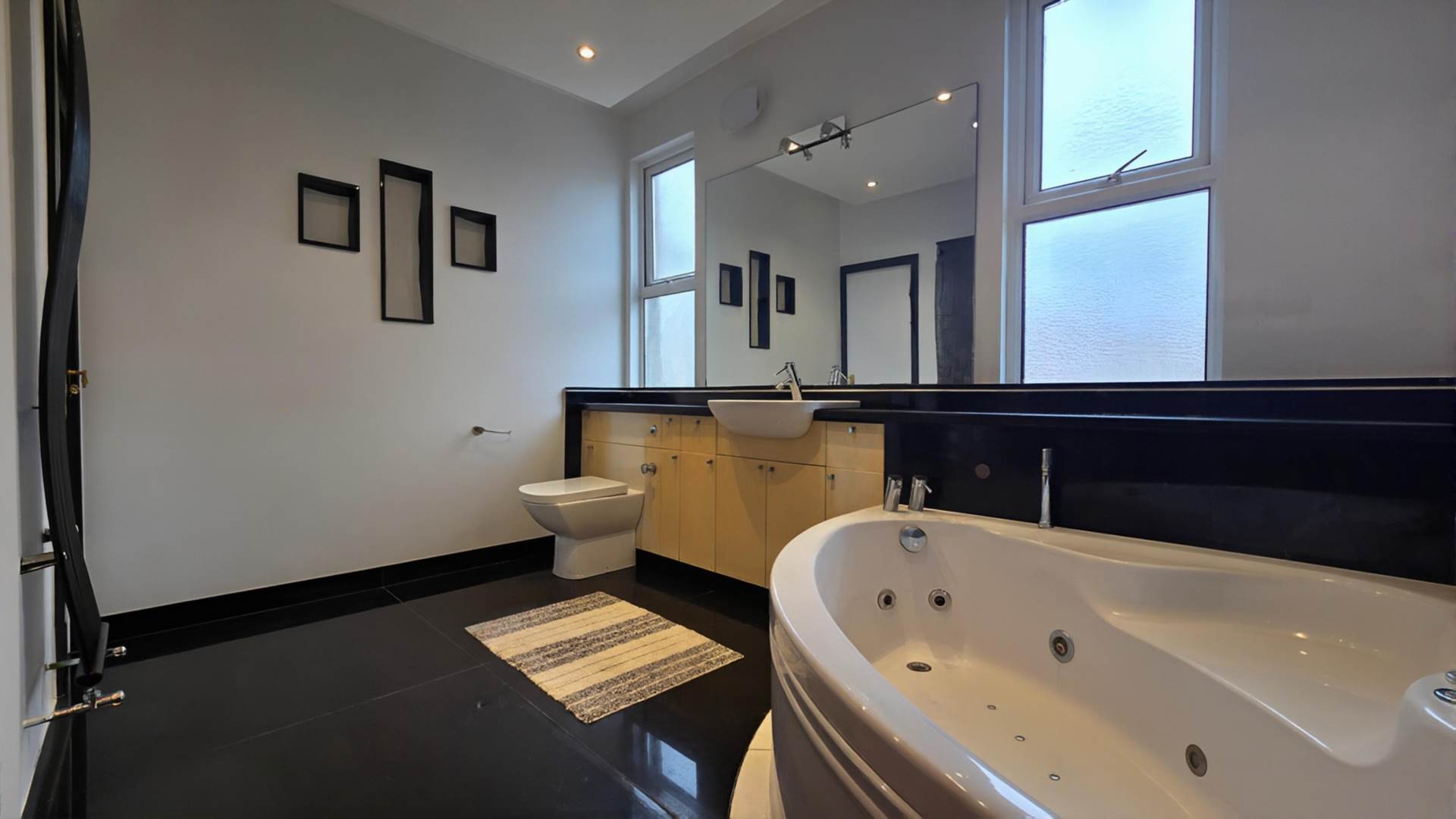 Aberdour Rd, Seven Kings, IG3 9SA, Image 21