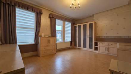 Aberdour Rd, Seven Kings, IG3 9SA, Image 15