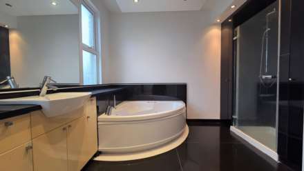 Aberdour Rd, Seven Kings, IG3 9SA, Image 20