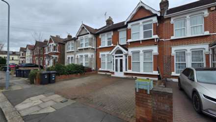 Aberdour Rd, Seven Kings, IG3 9SA, Image 37