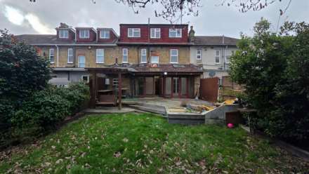 Aberdour Rd, Seven Kings, IG3 9SA, Image 40