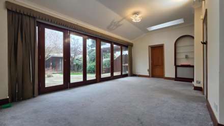 Aberdour Rd, Seven Kings, IG3 9SA, Image 9