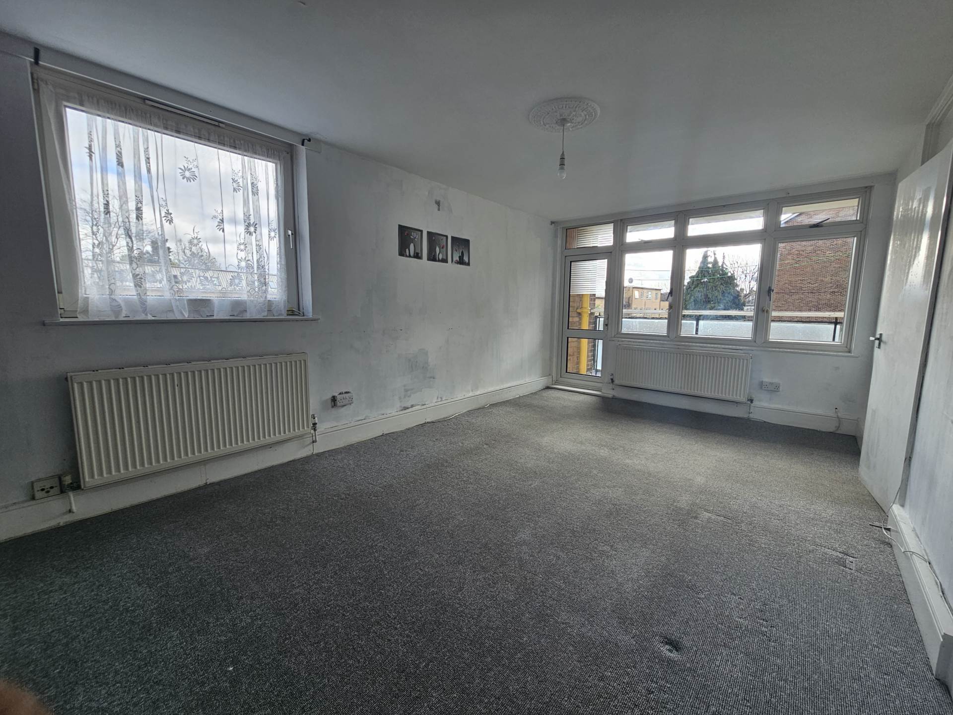 Manor Farm Court, East Ham, E6, Image 3