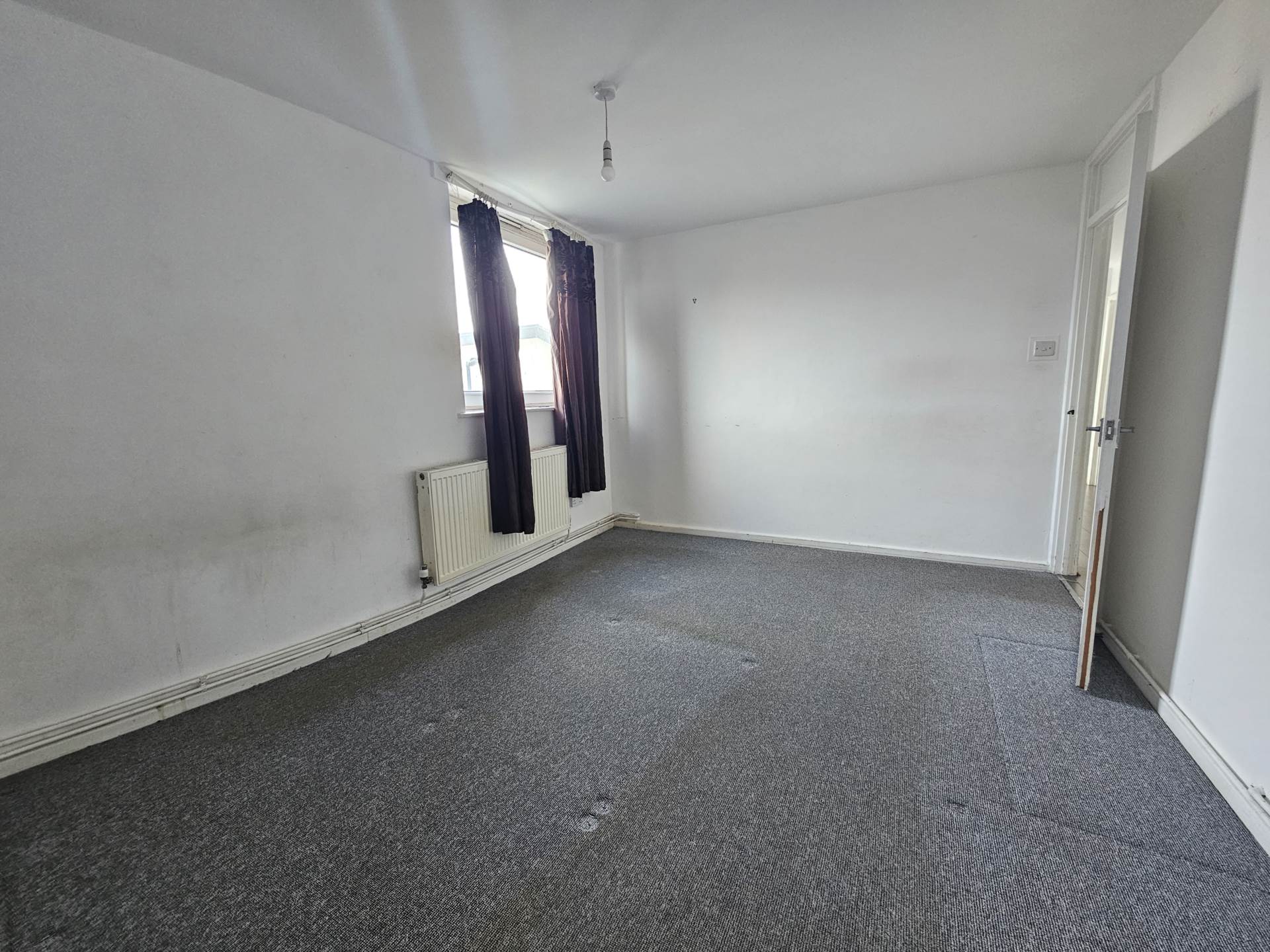 Manor Farm Court, East Ham, E6, Image 8