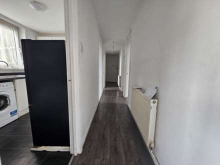 Manor Farm Court, East Ham, E6, Image 4