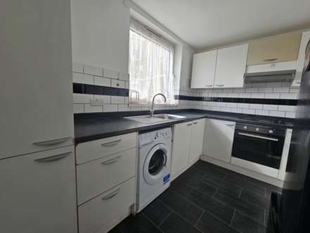 Manor Farm Court, East Ham, E6, Image 5