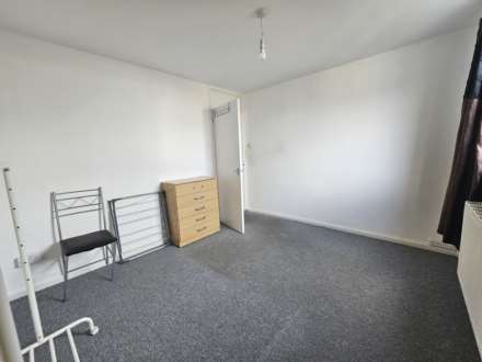 Manor Farm Court, East Ham, E6, Image 6