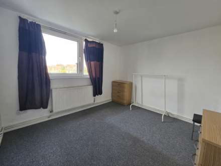 Manor Farm Court, East Ham, E6, Image 7