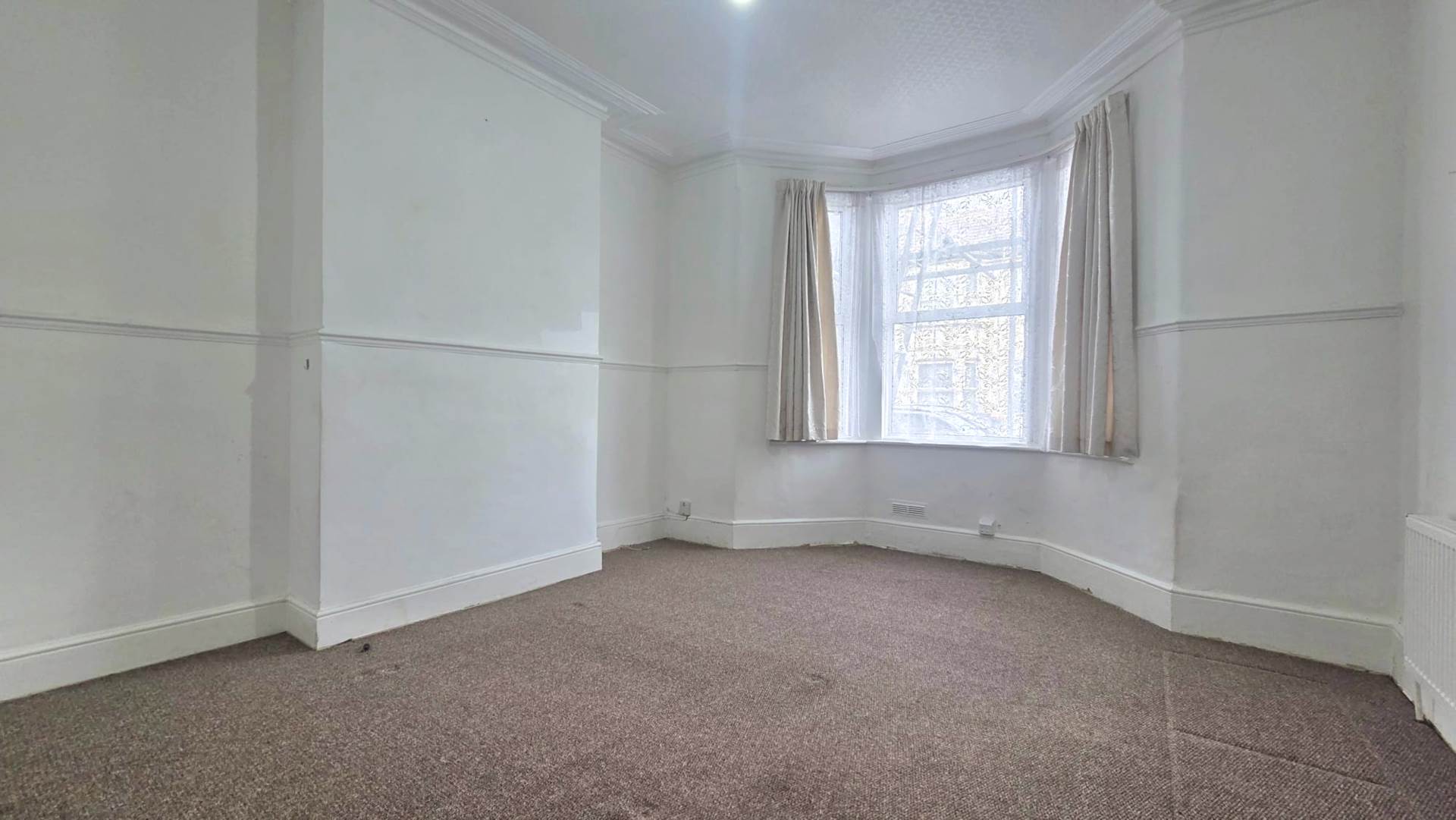 Michigan Avenue, London, E12 5JD, Image 7