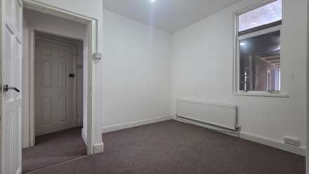 Michigan Avenue, London, E12 5JD, Image 6