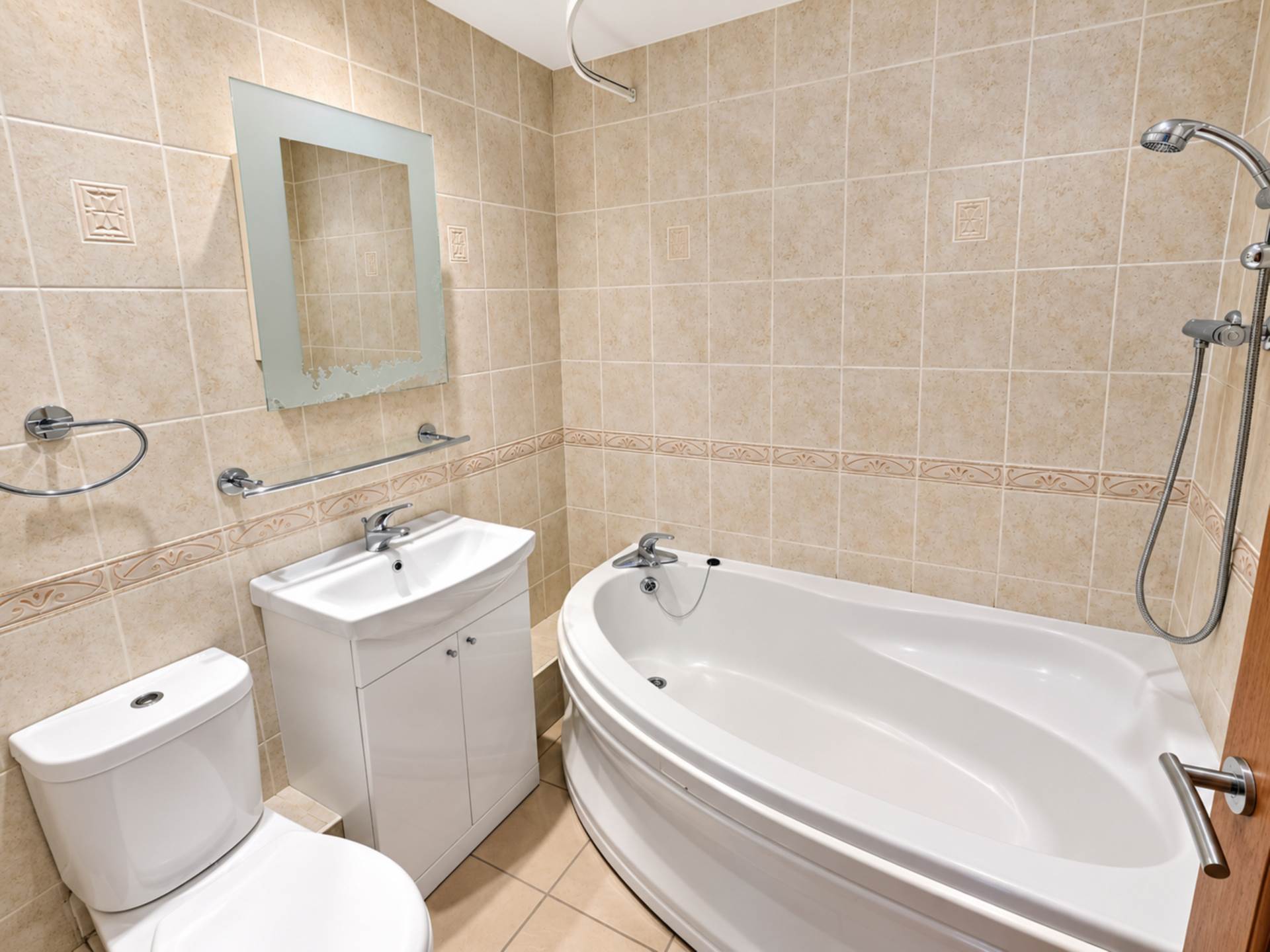 Allhallows Road, Beckton, E6 5SZ, Image 9