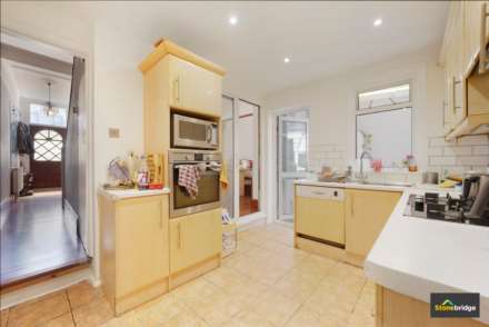 Romford Road, Forest Gate, E7 8AB, Image 6