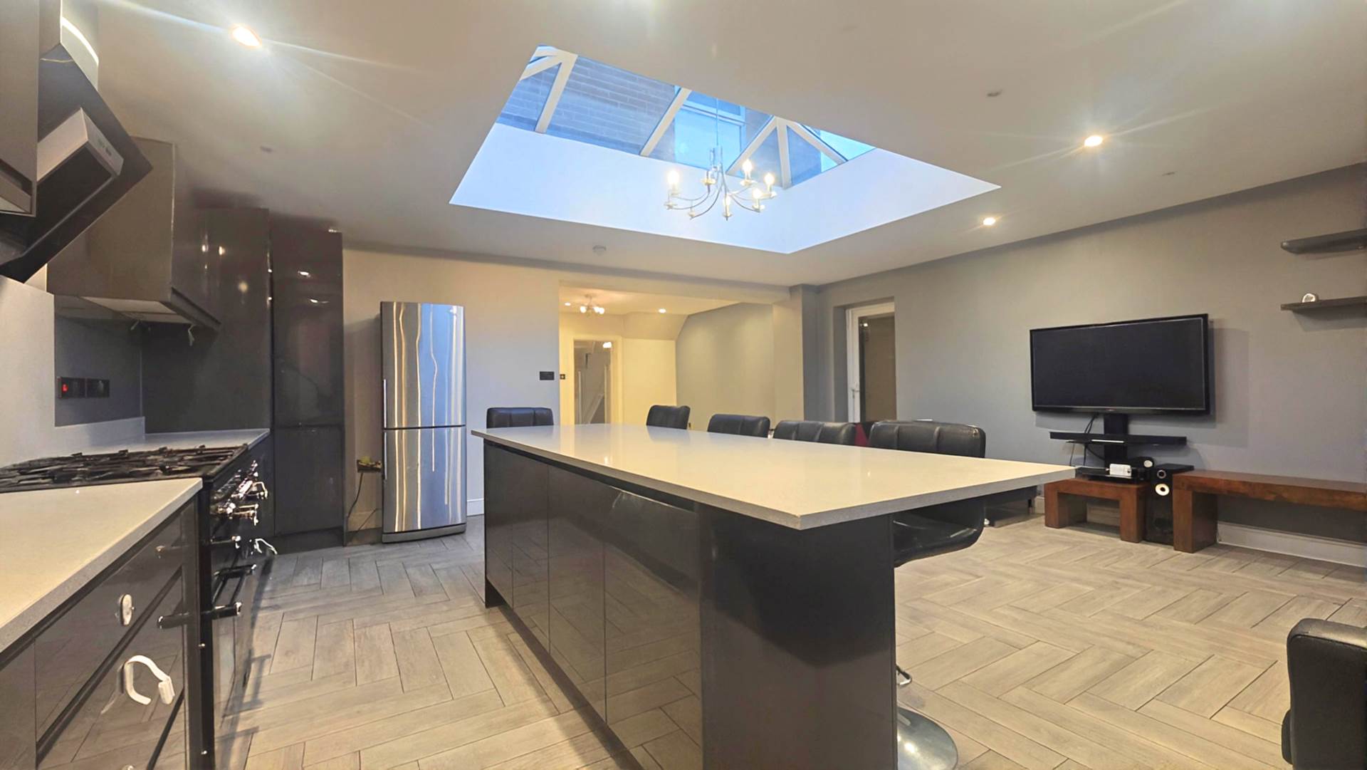 Havering Road, Romford, RM1 4BW, Image 11