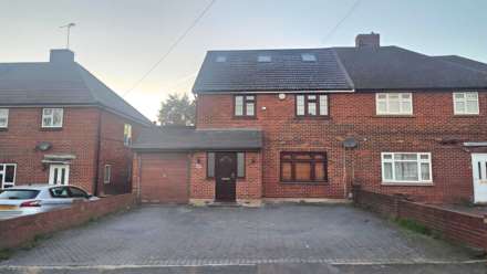 Havering Road, Romford, RM1 4BW