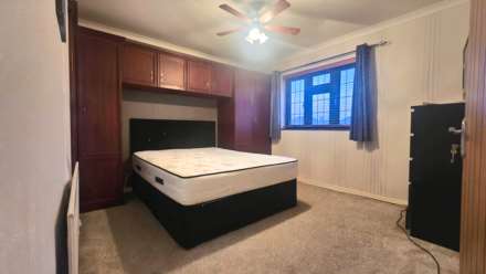 Havering Road, Romford, RM1 4BW, Image 12