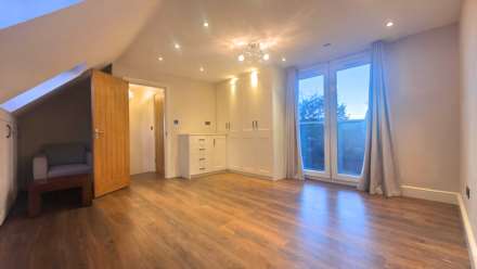 Havering Road, Romford, RM1 4BW, Image 18