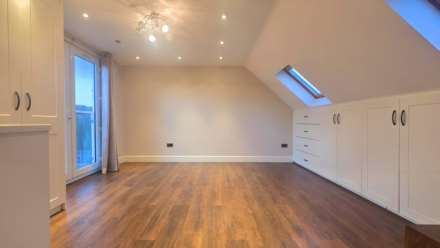 Havering Road, Romford, RM1 4BW, Image 20