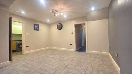 Havering Road, Romford, RM1 4BW, Image 5